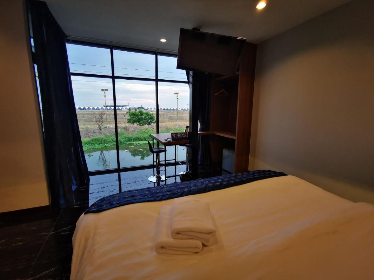 Skyline Resort Ban Khlong Lat Bua Khao Luaran gambar
