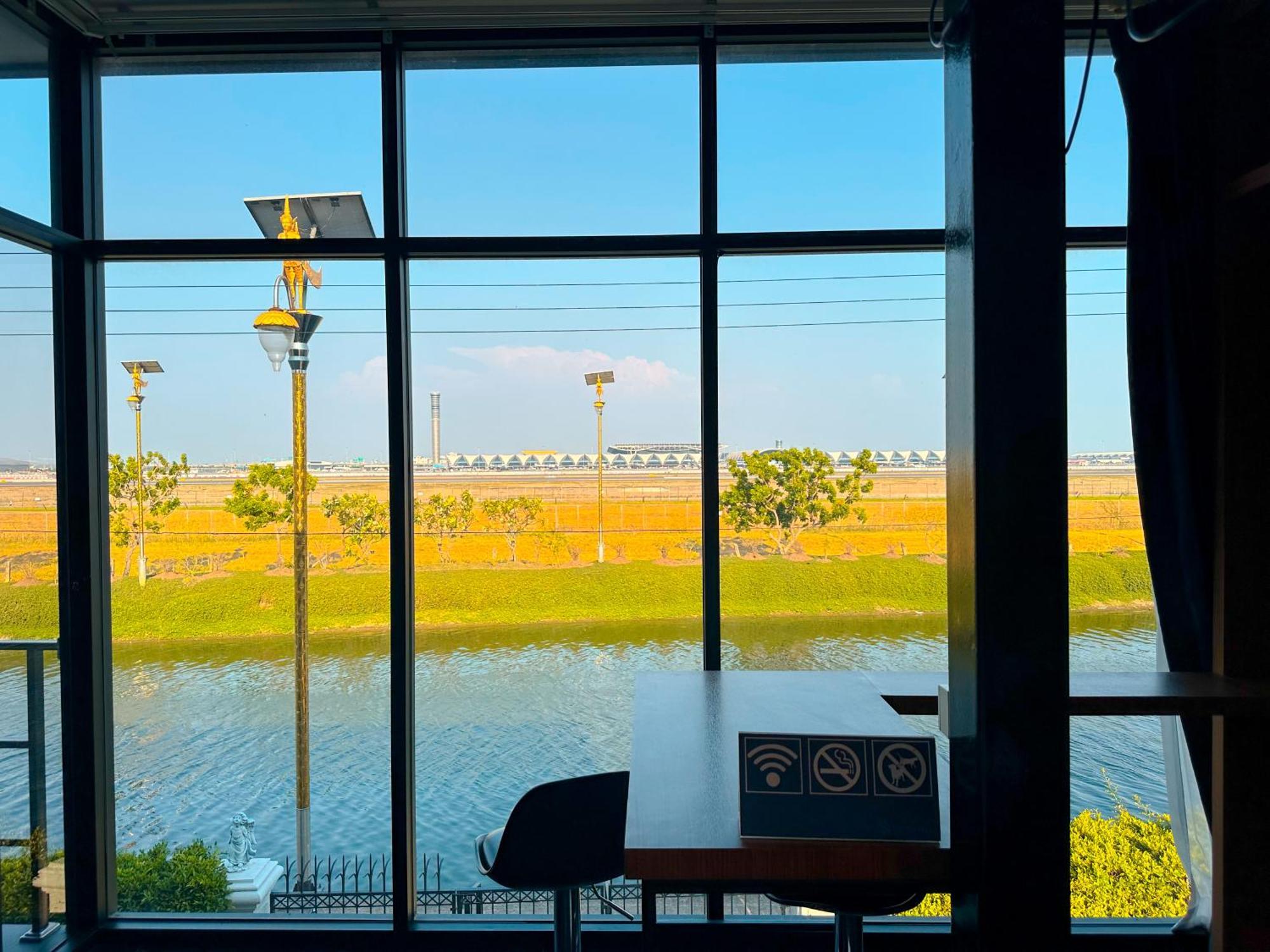 Skyline Resort Ban Khlong Lat Bua Khao Luaran gambar