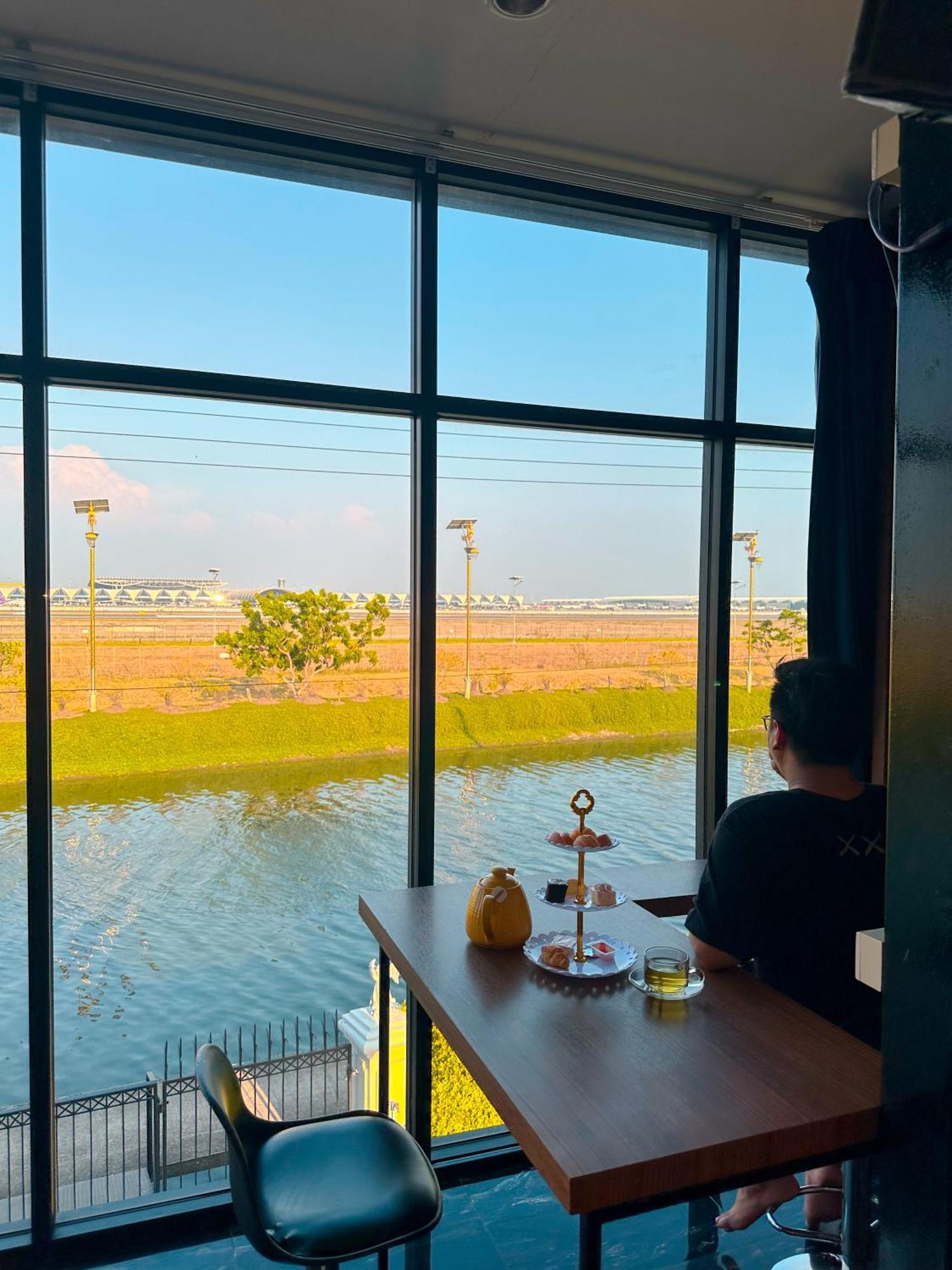 Skyline Resort Ban Khlong Lat Bua Khao Luaran gambar