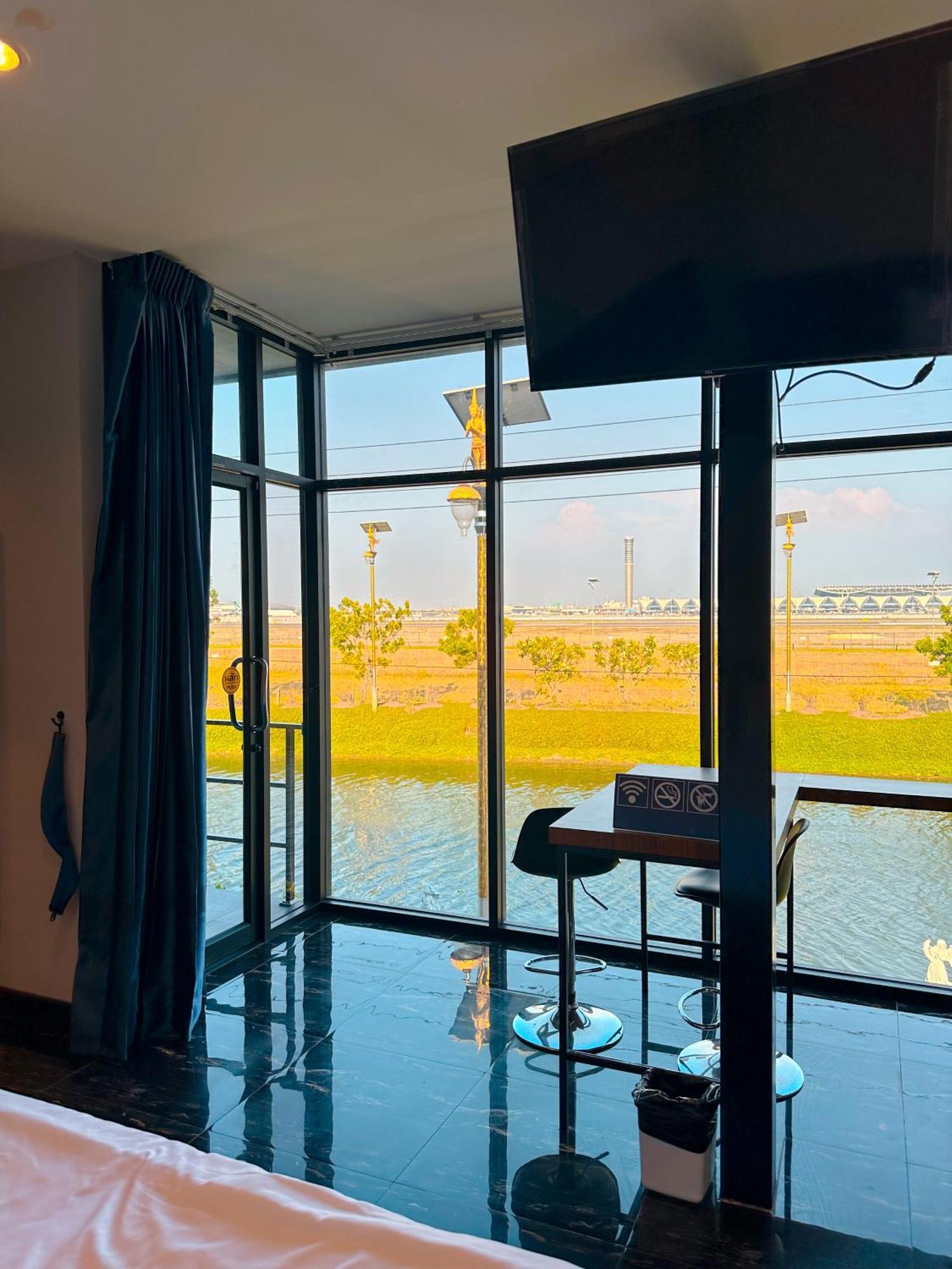 Skyline Resort Ban Khlong Lat Bua Khao Luaran gambar